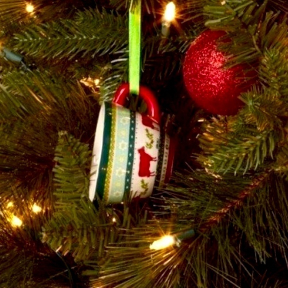 THE Pioneer Woman Mixing Bowl Christmas Cow Ornament
